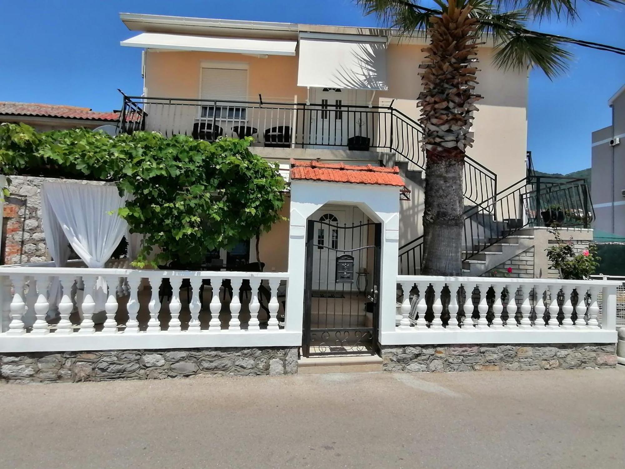 Apartment Casa Sul Mare Tivat Kültér fotó